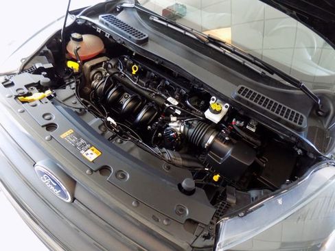 Used 2018 Ford Escape S image 41