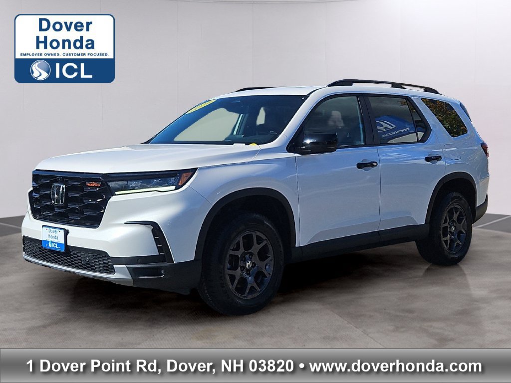 Certified 2024 Honda Pilot TrailSport image 1