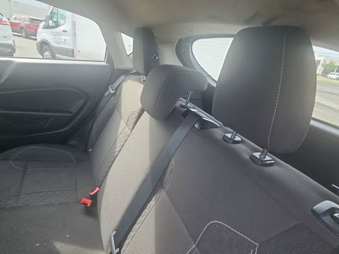 Used 2016 Ford Fiesta SE w/ Equipment Group 201A FWD image 12