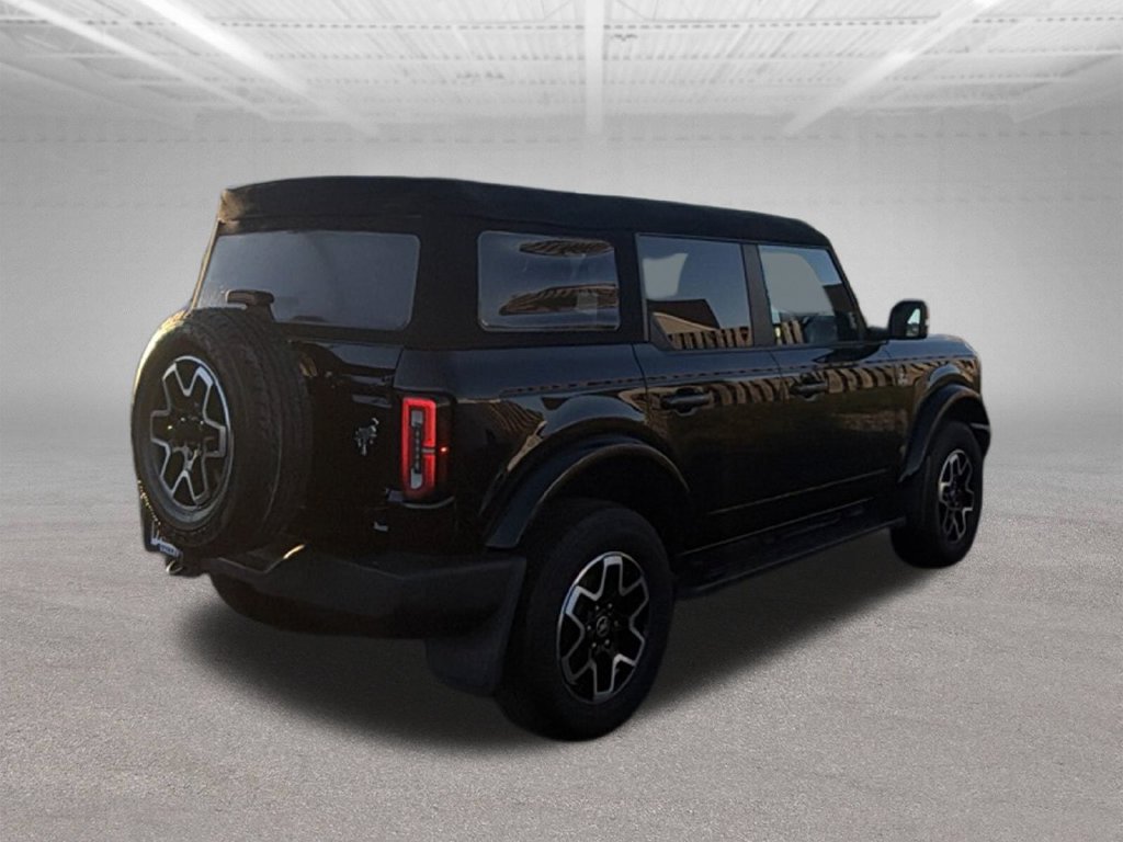 Used 2023 Ford Bronco Outer Banks AWD/4WD image 12