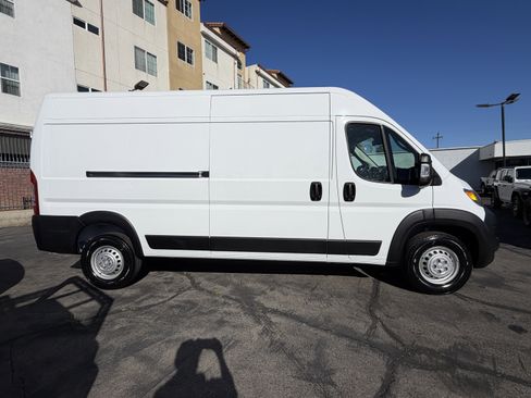 New 2026 RAM ProMaster 2500 image 9
