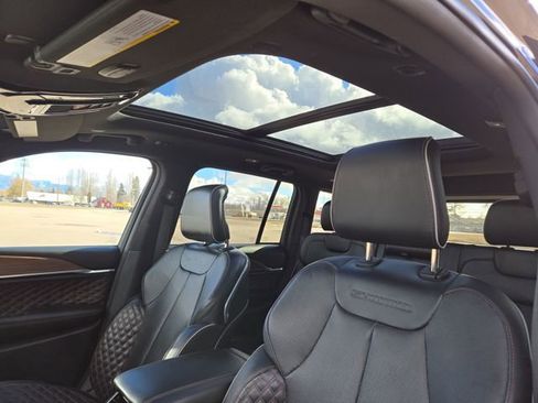 Used 2024 Jeep Grand Cherokee Summit image 32