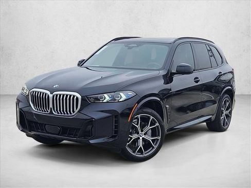Used 2026 BMW X5 xDrive40i w/ M Sport Package AWD/4WD image 1
