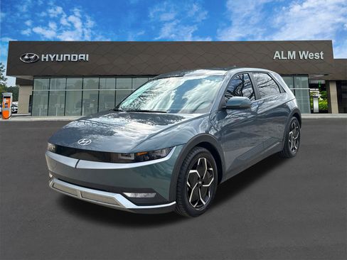 Used 2022 Hyundai Ioniq 5 SE w/ Cargo Package image 1
