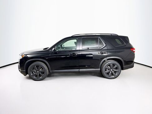 New 2026 Honda Pilot Sport image 7