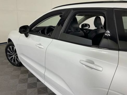 Certified 2024 Volvo XC60 B5 Plus w/ Climate Package AWD/4WD image 37