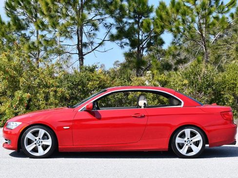 Used 2011 BMW 328i Convertible image 33