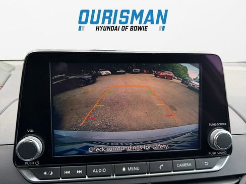 Used 2024 Nissan Altima 2.5 SR FWD image 18