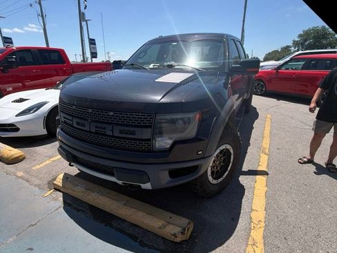 Used 2014 Ford F150 Raptor w/ Equipment Group 801A Luxury AWD/4WD image 2