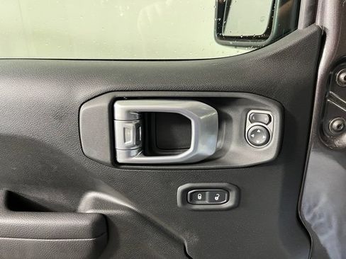 Used 2026 Jeep Wrangler Unlimited Sport AWD/4WD image 16