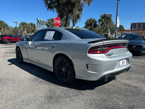 Used 2023 Dodge Charger R/T w/ Blacktop Package image 5