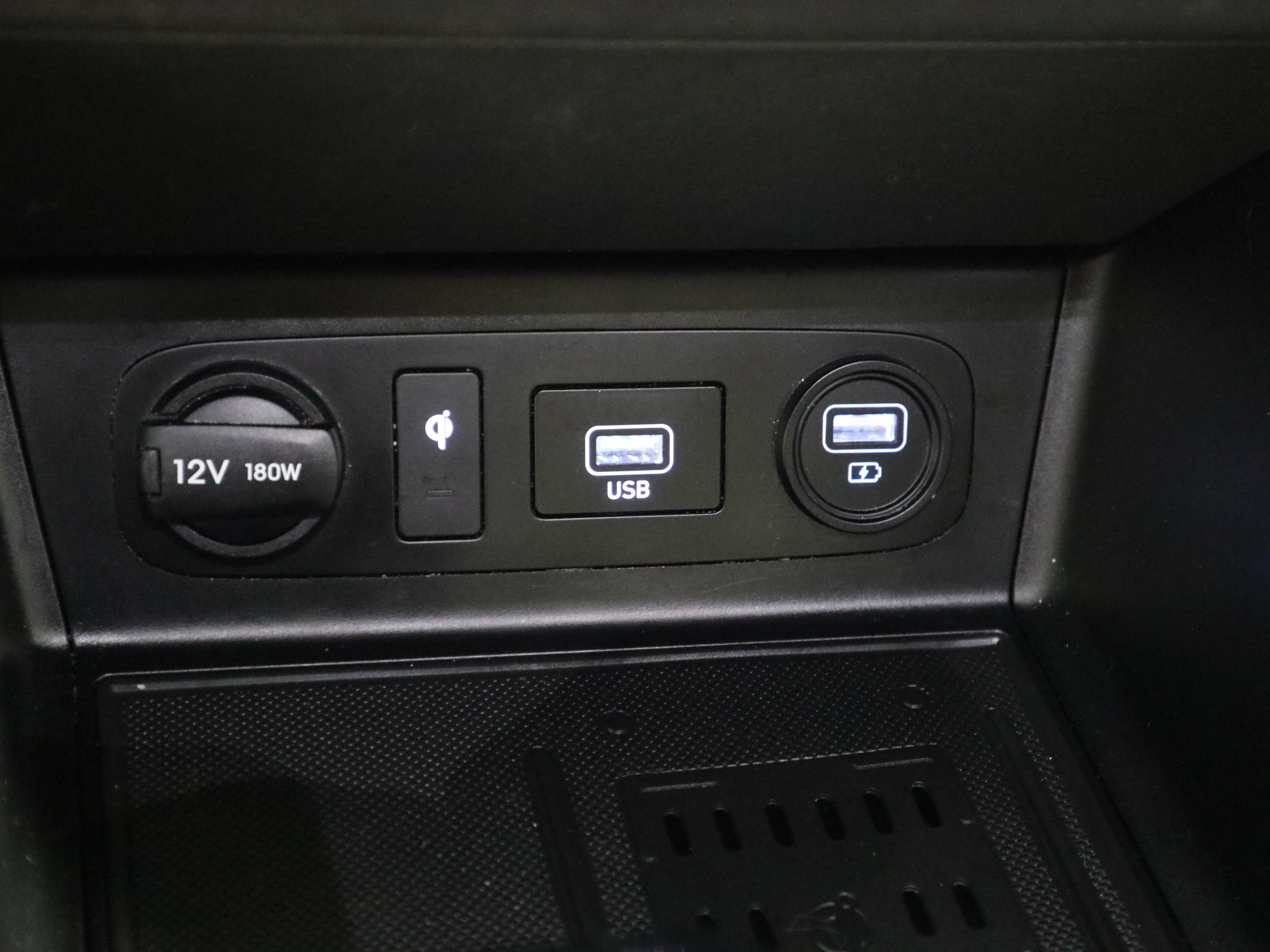 Used 2022 Hyundai Sonata Limited FWD image 32