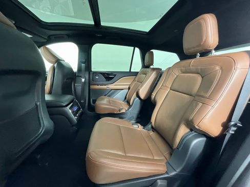 Certified 2024 Lincoln Aviator Reserve w/ Equipment Group 201A image 26