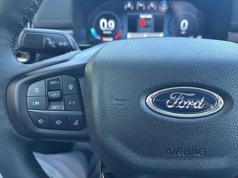 New 2025 Ford Ranger Lariat w/ FX4 Off-Road Package image 18