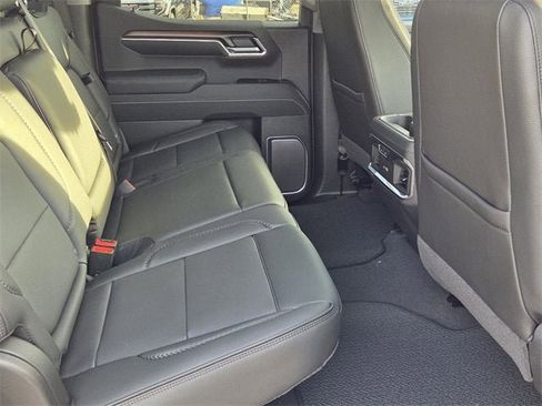 New 2026 GMC Sierra 1500 Denali w/ Denali Reserve Package image 14