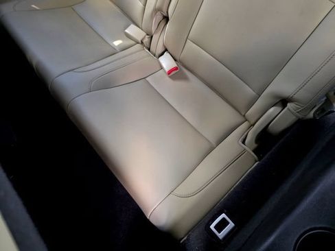 Used 2017 Acura MDX SH-AWD image 39