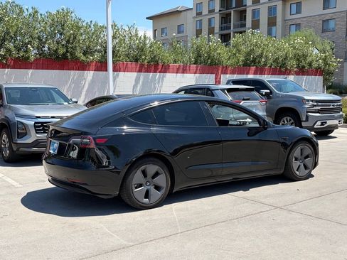 Used 2023 Tesla Model 3 Standard Range RWD image 2