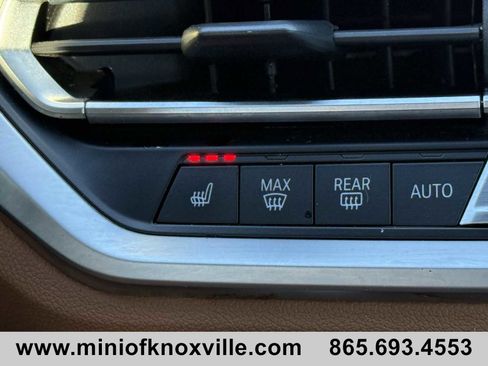 Used 2020 BMW 330i xDrive Sedan w/ Premium Package image 23