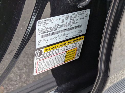 Used 2024 Ford Expedition Limited image 39