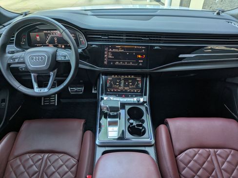 Certified 2024 Audi SQ8 Prestige w/ Prestige Package image 23