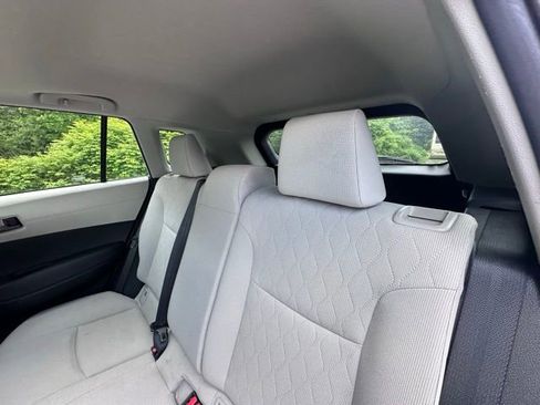 Used 2024 Toyota Corolla Cross LE w/ Moonroof Package AWD/4WD image 10