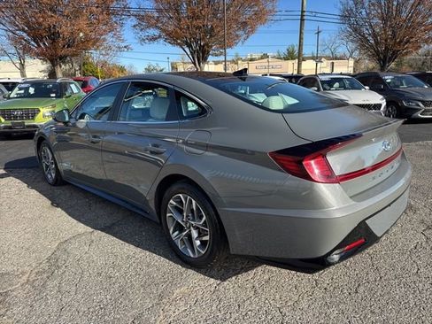 Certified 2023 Hyundai Sonata SEL w/ Convenience Package image 19