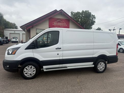 Used 2024 Ford Transit 250 T-250 130 Low Rf 9070 GVWR RW w/ Exterior Upgrade Package image 5