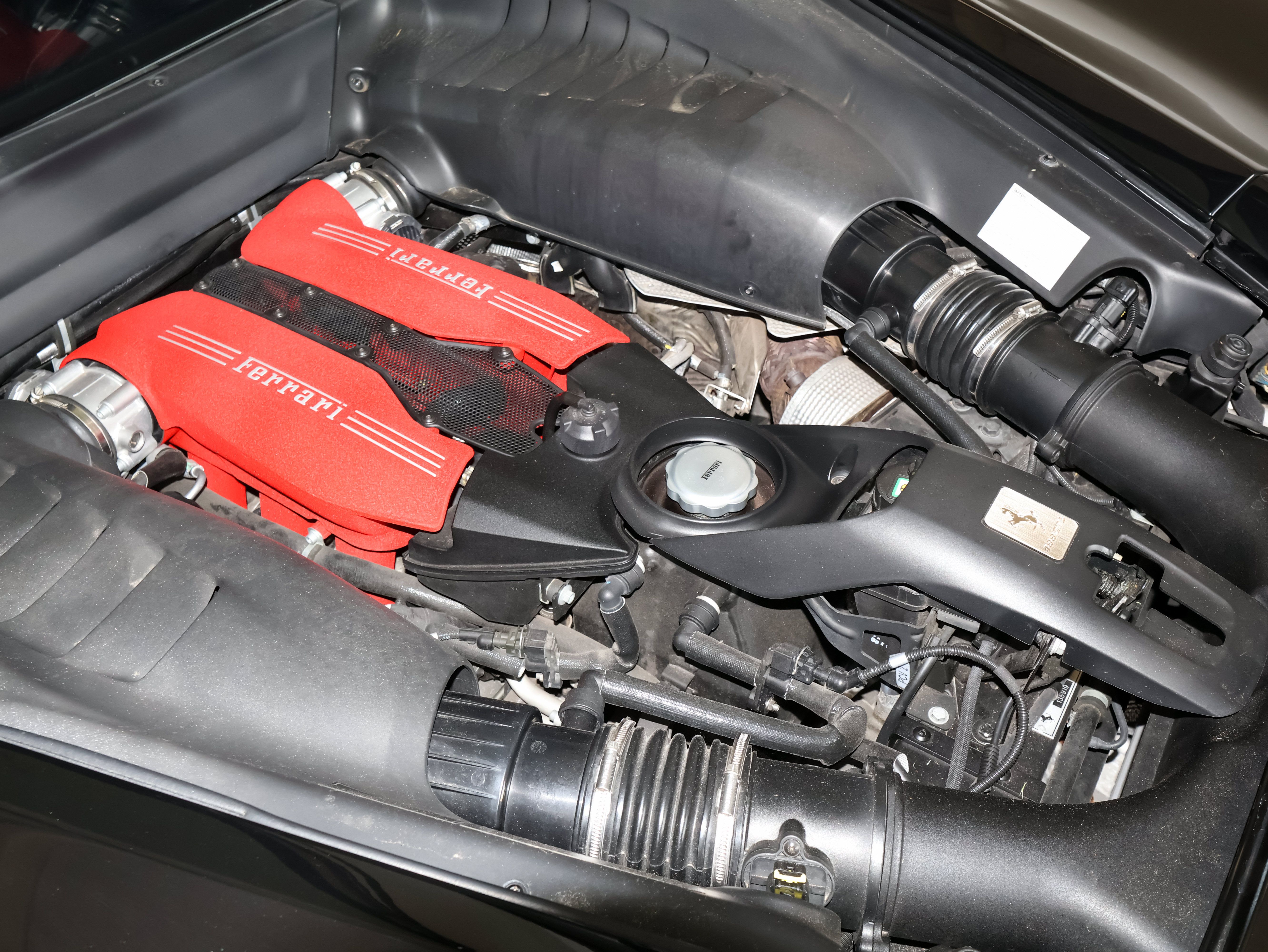 Used 2016 Ferrari 488 GTB RWD image 54