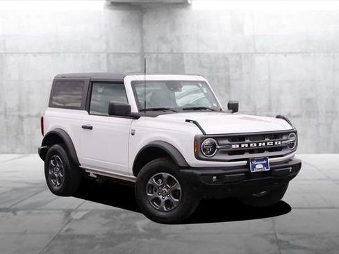 Used 2024 Ford Bronco Big Bend image 2