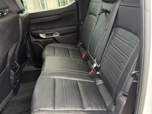 Used 2024 Ford Ranger Lariat RWD image 17