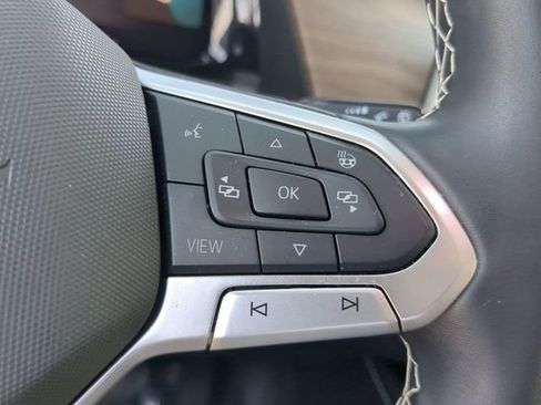 Certified 2024 Volkswagen Atlas SE image 30