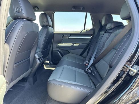 New 2027 GMC Terrain AT4 w/ Technology Package II AWD/4WD image 24