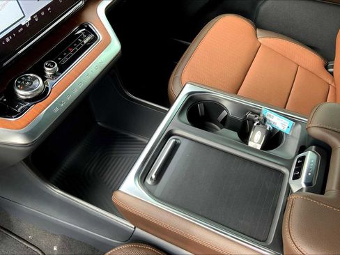 New 2025 Ford Expedition Max King Ranch image 8