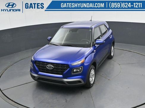 New 2025 Hyundai Venue SE FWD image 44