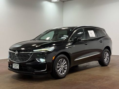 Used 2023 Buick Enclave Essence AWD/4WD image 7