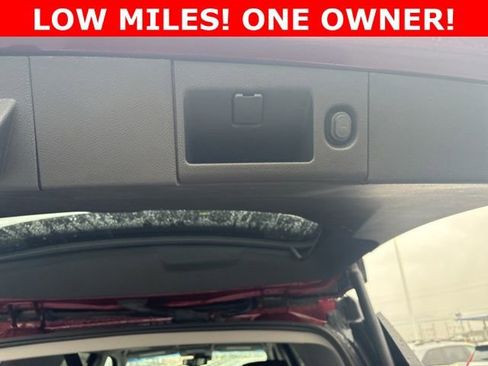 Used 2018 GMC Yukon Denali w/ Open Road Package image 30