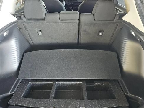 Used 2025 Honda HR-V LX image 7