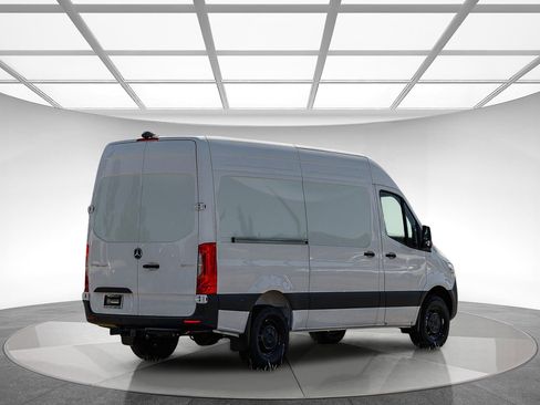 New 2025 Mercedes-Benz Sprinter 2500 image 4