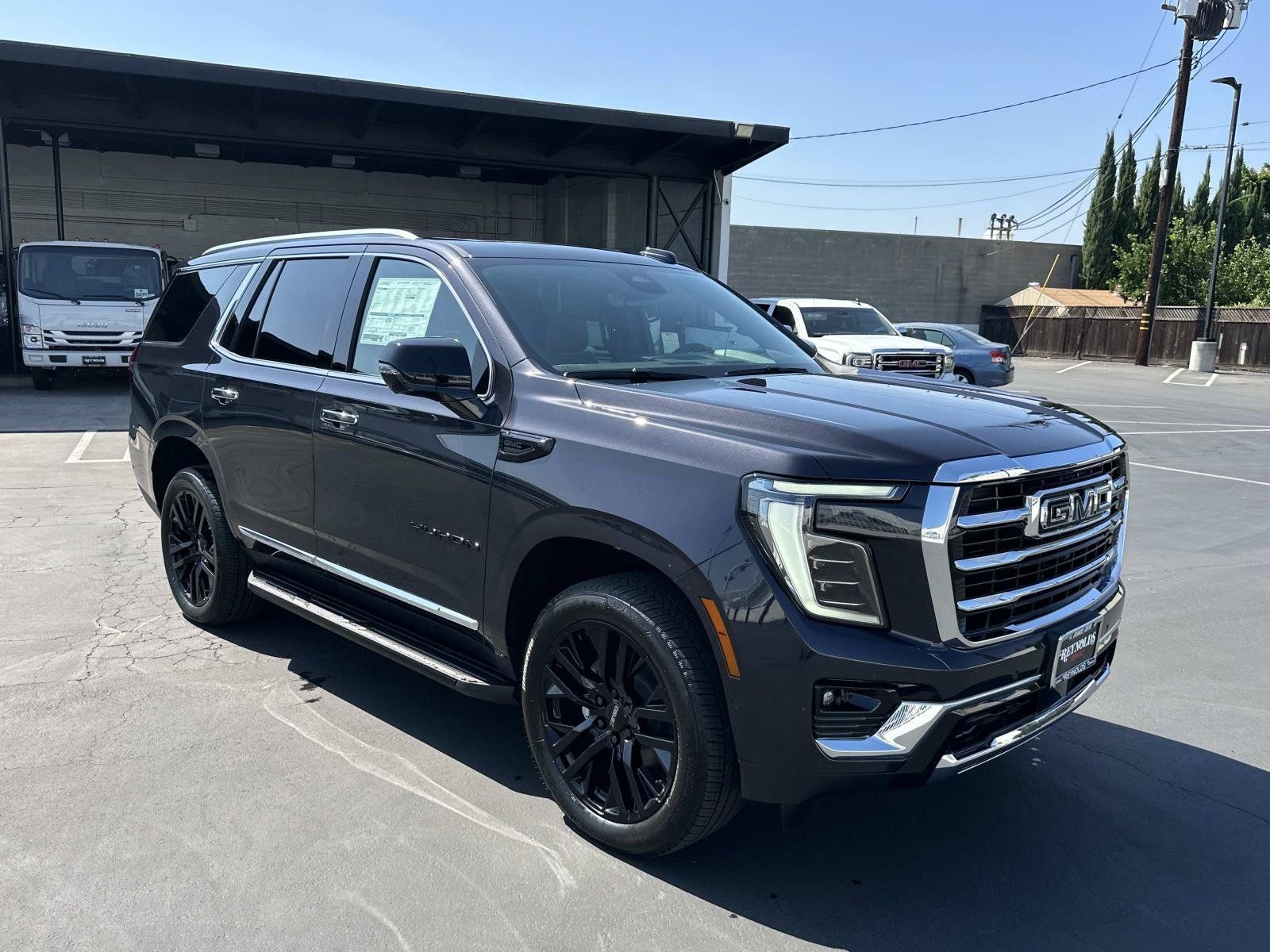 New 2026 GMC Yukon Elevation w/ Elevation Premium Package AWD/4WD image 4