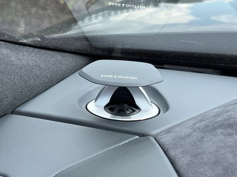 Used 2020 Lamborghini Urus AWD/4WD image 45