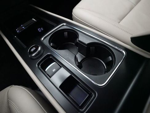 Used 2025 Lincoln Corsair Reserve w/ Towing Package image 17