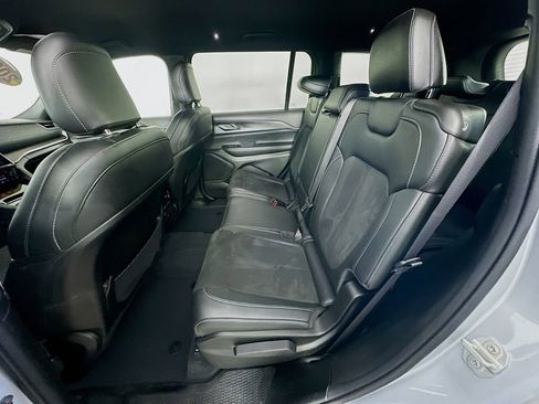 Certified 2023 Jeep Grand Cherokee L Laredo image 35