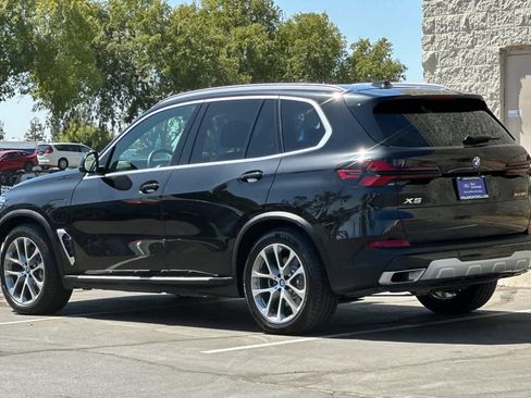 Used 2025 BMW X5 xDrive50e AWD/4WD image 7