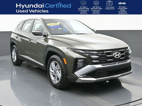 Certified 2026 Hyundai Tucson SE image 1
