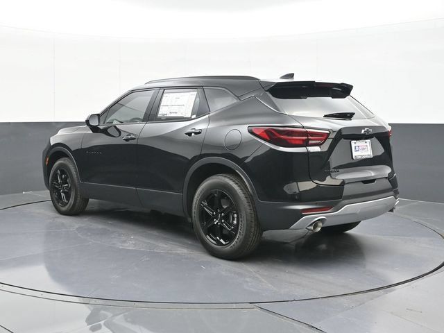 New 2026 Chevrolet Blazer LT w/ Midnight/Sport Edition FWD image 7