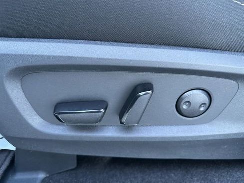 New 2026 Nissan Pathfinder SV image 30