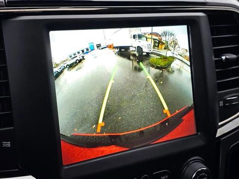 Used 2018 RAM 1500 Sport w/ Sport Premium Group image 25