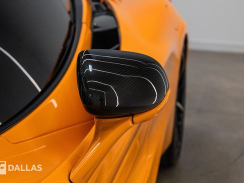 Used 2019 McLaren 720S Performance RWD image 19