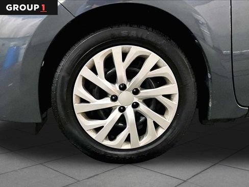 Certified 2019 Toyota Corolla LE FWD image 11