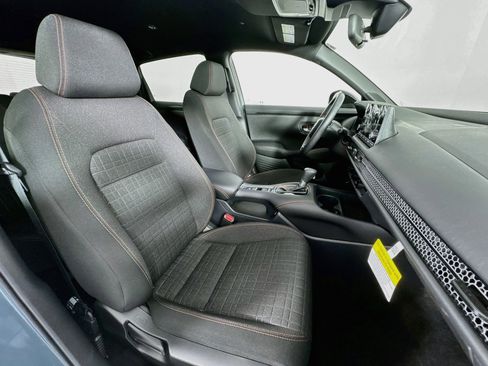 Certified 2025 Honda HR-V Sport image 25